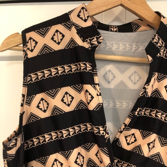 Printed Sleeveless Dress - Picture 2 of 4